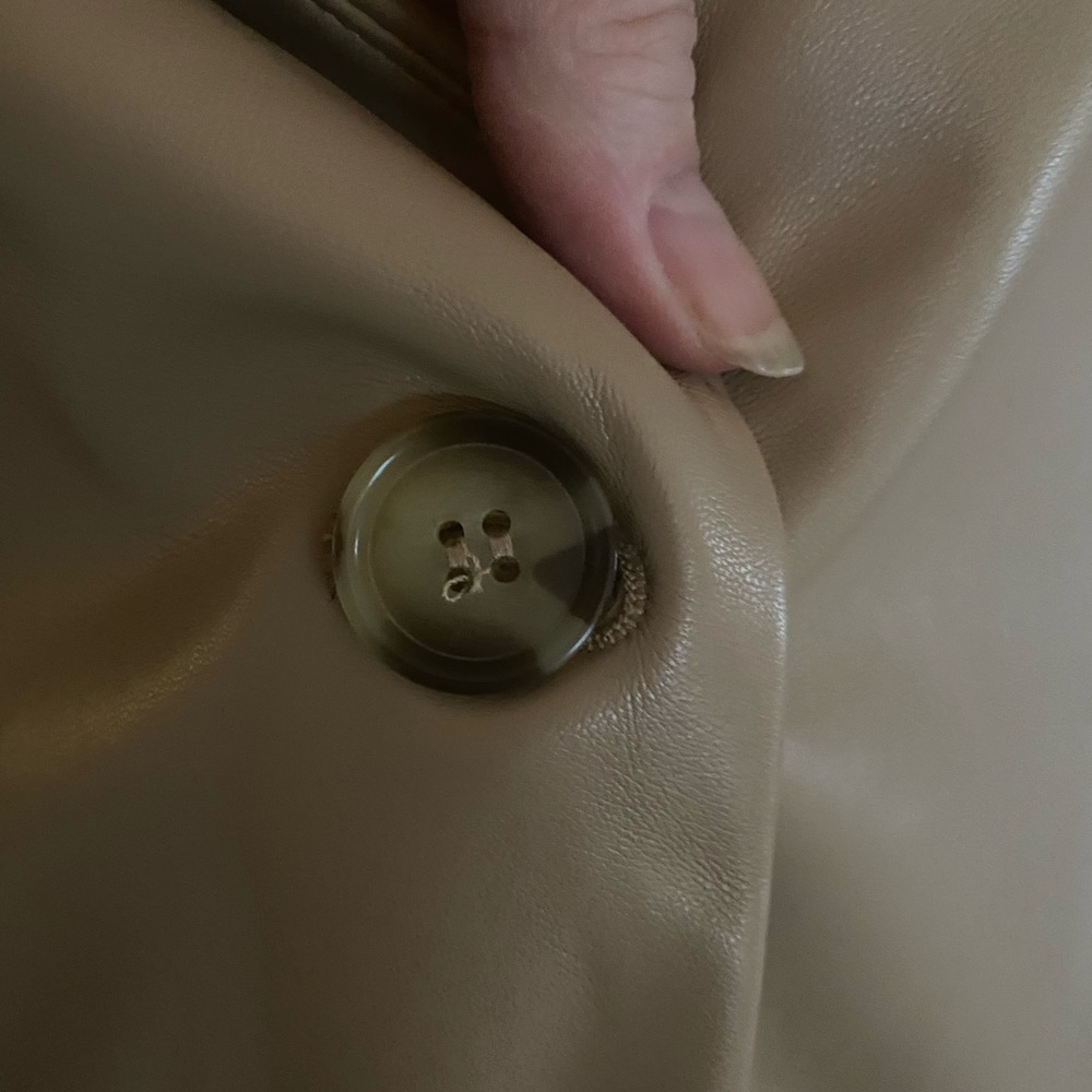 Faux leather blazer - Picture 6 of 8